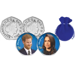 // 50 pence, Marea Britanie, 2012 // Meghan Markle şi prinţul Harry s-au căsătorit pe 19 mai 2018. Au trecut numai doi ani şi au luat decizia de a se retrage din casa regală. Ultima lor apariţie publică a fost la data de 9 martie, iar la sfârşitul lunii m