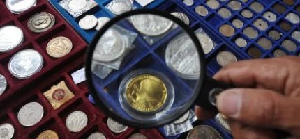 FAVORITE PENTRU COLECŢIONARI