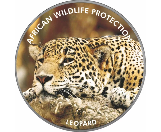 // 2000 şilingi, pictat, placat cu argint, Uganda, 2006 // - Pe această monedă pictată apare leopardul, animalul din Africa ameninţat cu dispariţie. Inscripţia monedei „Protecţia faunei africane” ne atrage atenţia asupra acestei specii pe cale de dispariţ