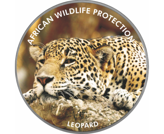 // 2000 şilingi, pictat, placat cu argint, Uganda, 2006 // - Pe această monedă pictată apare leopardul, animalul din Africa ameninţat cu dispariţie. Inscripţia monedei „Protecţia faunei africane” ne atrage atenţia asupra acestei specii pe cale de dispariţ